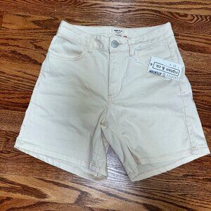 Women's Canvas Shorts Cream / White